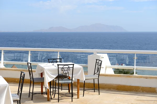 La terrazza esterna vista mare del ristorante in hotel di lusso, Shar — Foto Stock