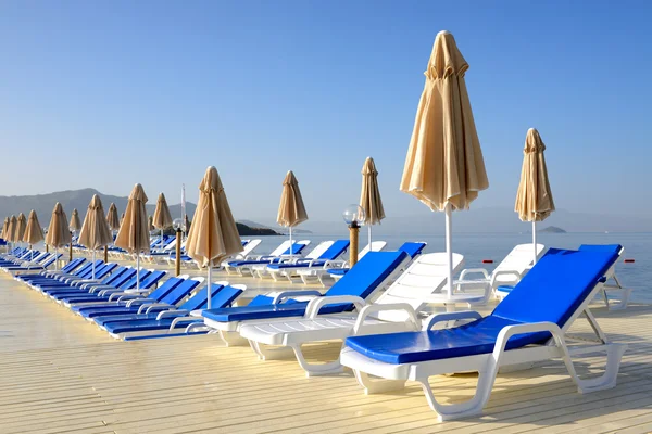 Playa en el balneario turco mediterráneo, Bodrum, Turquía — Foto de Stock