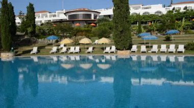 Yüzme Havuzu, şezlong, lüks otel, peloponnes, Yunanistan