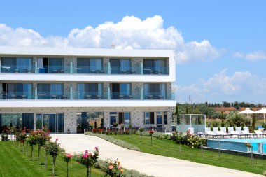 Bina ve Yüzme Havuzu, modern lüks otel, peloponnes, g