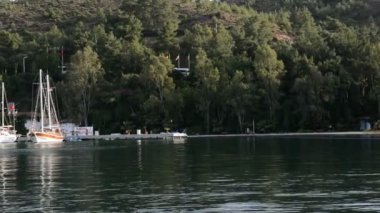 Yatlar iskelenin Akdeniz Türk resort, fethiye, Türkiye'de yatay kaydırma