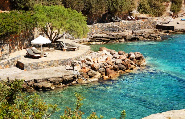 Spiaggia di hotel di lusso, Creta, Grecia — Foto Stock