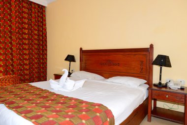 Daire içi el yapımı havlu-kuğu lüks otel