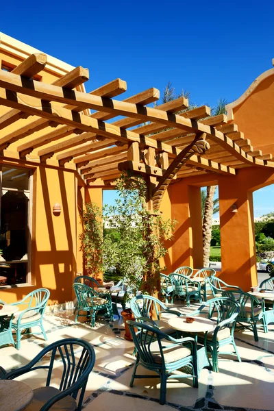 Restaurant en plein air à l'hôtel de luxe, Sharm el Sheikh, Egypte — Photo