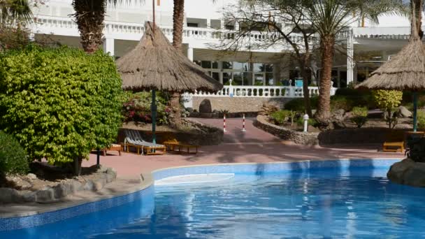Plavecký bazén na luxusní hotel, sharm el sheikh, egypt — Stock video