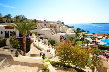 Bina ve sahilde lüks hotel, sharm el sheikh, Mısır