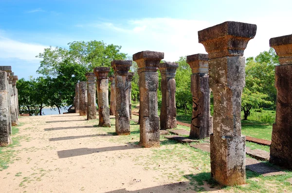 De ruïnes van Polonnaruwa (de oude hoofdstad van Sri Lanka)) — Stockfoto