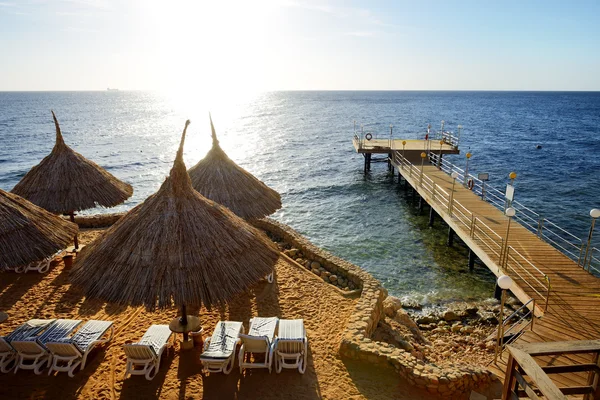 Stranden på lyxhotellet, Sharm el Sheikh, Egypten — Stockfoto