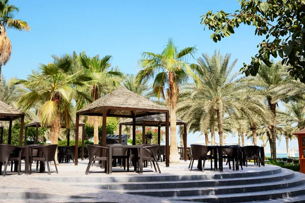 The outdoor terrace at luxury hotel, Dubai, UAE — Stock Photo, Image