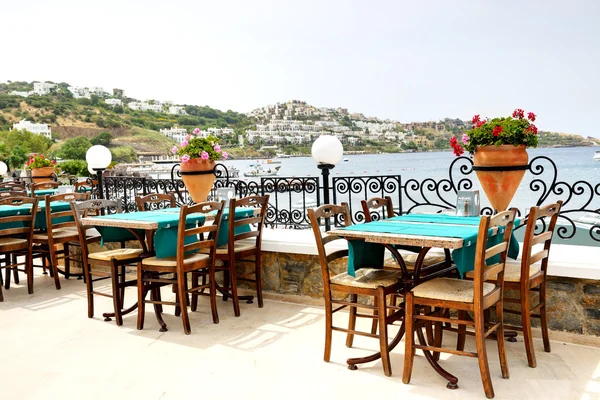 The terrace near beach at luxury hotel, Bodrum, Turkey — Stock Photo, Image