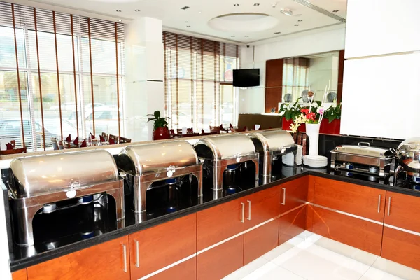 Interieur van het restaurant van het luxehotel, Verenigde Arabische Emiraten — Stockfoto