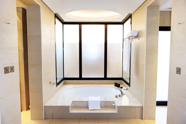 Bathroom in the luxury hotel, Dubai, UAE — Stock Photo, Image