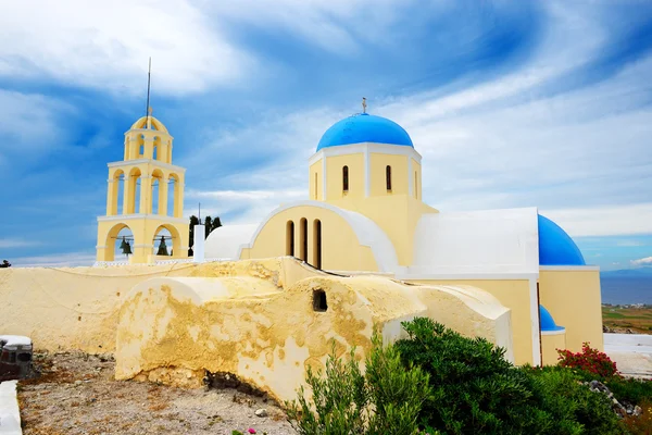Orthodoxe kerk op santorini eiland, Griekenland — Stockfoto