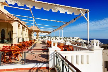 deniz görünümü açık hava teras restoranın lüks otel, ezânî
