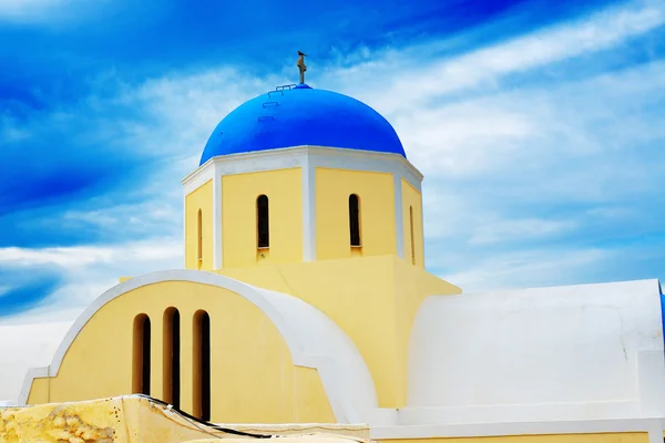 Iglesia ortodoxa en la isla de Santorini, Grecia —  Fotos de Stock