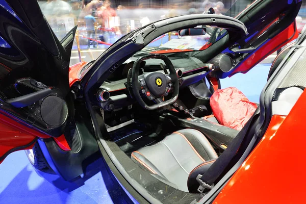 Ντουμπάι Ηνωμένα Αραβικά Εμιράτα Νοεμβρίου Ferrari Laferrari Sportscar Είναι Στην — Φωτογραφία Αρχείου