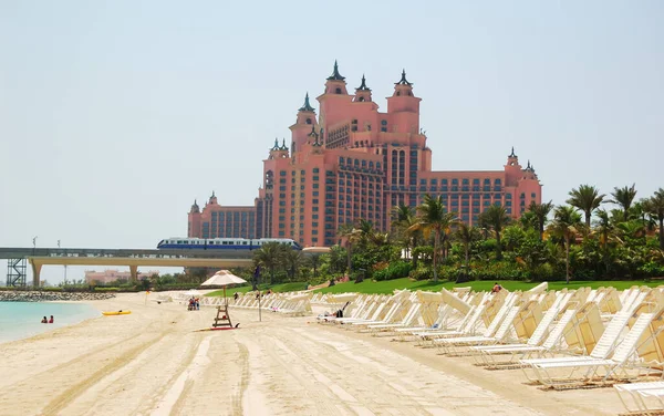 Dubai Uae August Beach Atlantis Palm Hotel View Hotel Monorail — 图库照片