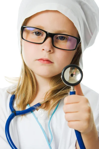 Nettes kleines Mädchen spielt Doktor — Stockfoto