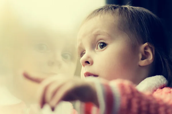 Boy rides on a train — Stock Photo, Image