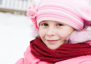 gülümseyen güzel kız