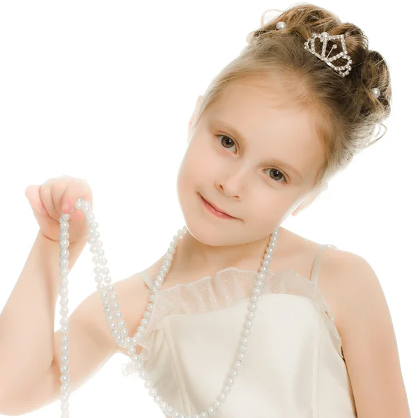 Menina bonita em vestido branco — Fotografia de Stock