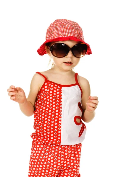 赤い帽子とサングラスで子供します。 — ストック写真
