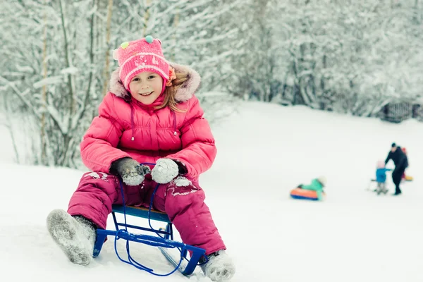 Bebé invierno al aire libre . — Foto de Stock