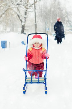 kırmızı ceket kış çocuk.