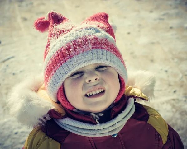 Il bambino triste fuori — Foto Stock