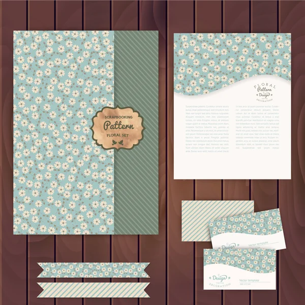Conjunto vetorial de cartões de casamento vintage floral na textura de madeira, invi — Vetor de Stock