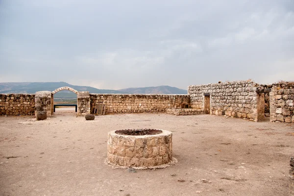 Antiguas ruinas en galilee — Foto de Stock