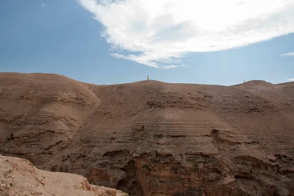 Hiking in judean desert — Stock Photo, Image