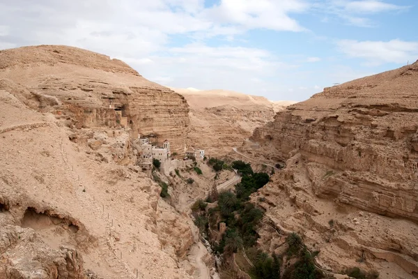 Monastère Saint George dans le désert judéen — Photo
