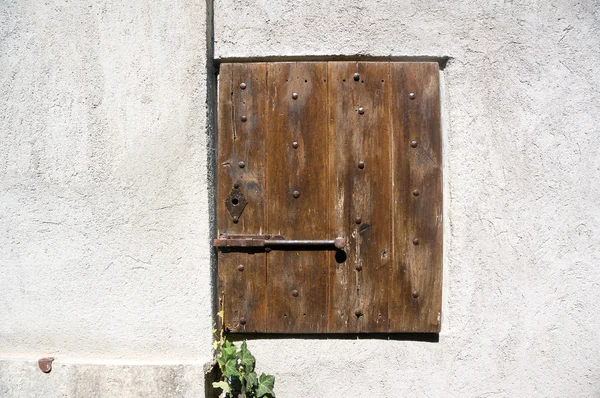 Eski pencere ve kapı — Stok fotoğraf