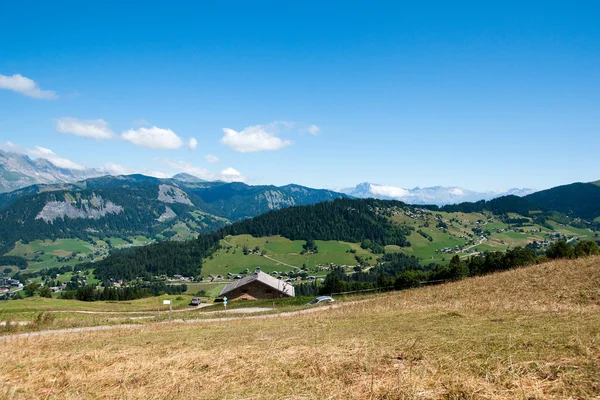 Mountain landscape in Alps — Stock Photo, Image