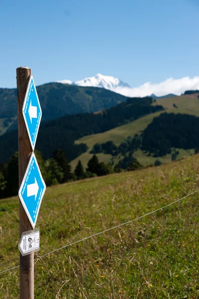 Mountain landscape in Alps — Stock Photo, Image