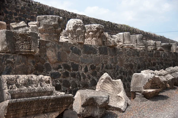 Churches and ruins in Capernaum — Stock Photo, Image