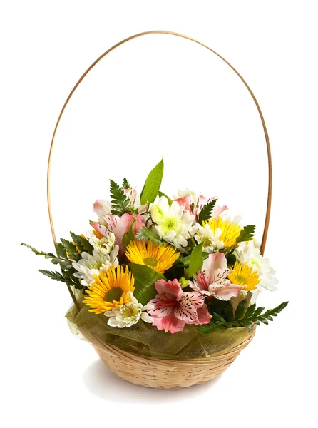 Basket with spring flowers isolated — Stock Photo, Image