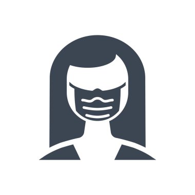 Tıbbi maske takan kadın vektör sembolü. Kadın zekası tıbbi maske işareti. Beyaz arka planda izole edilmiş. Düzenlenebilir vektör illüstrasyonu