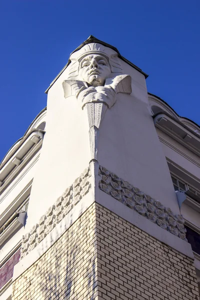 Sphinx head on Skvortsov mansion in Saratov — Stock Photo, Image