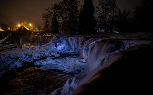 Vista Nocturna Cascada Invierno Keila Estonia —  Fotos de Stock