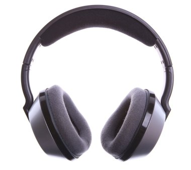 Beyaz arka plan üzerinde izole kulaklık