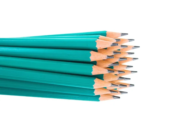 Зеленые карандаши изолированы на белом фоне — стоковое фото