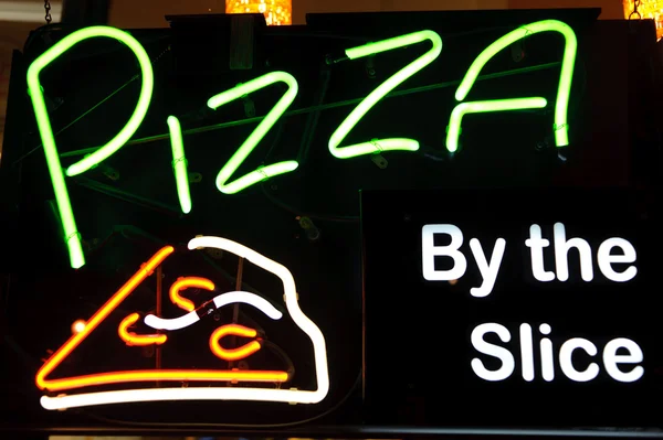 Signo de luz de pizza — Foto de Stock