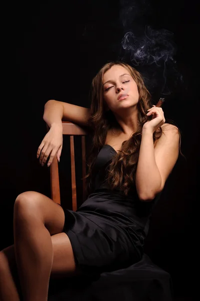 Smoking woman — Stock Photo, Image