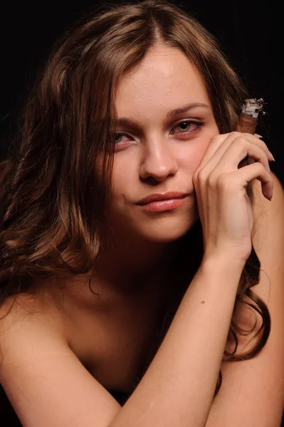 Smoking woman — Stock Photo, Image