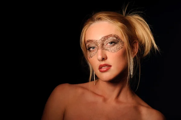 Portrait of sexy woman in make-up party mask — Stock Photo, Image