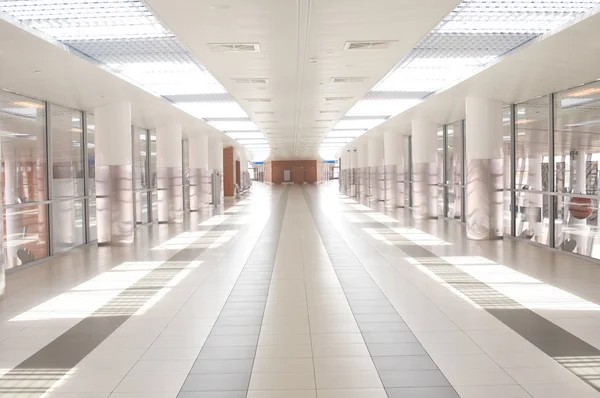 Corridor in airport — Stock Photo, Image
