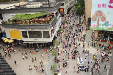 Shenzhen Dongmen yayalara