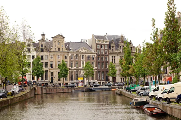 Kanäle von Amsterdam — Stockfoto